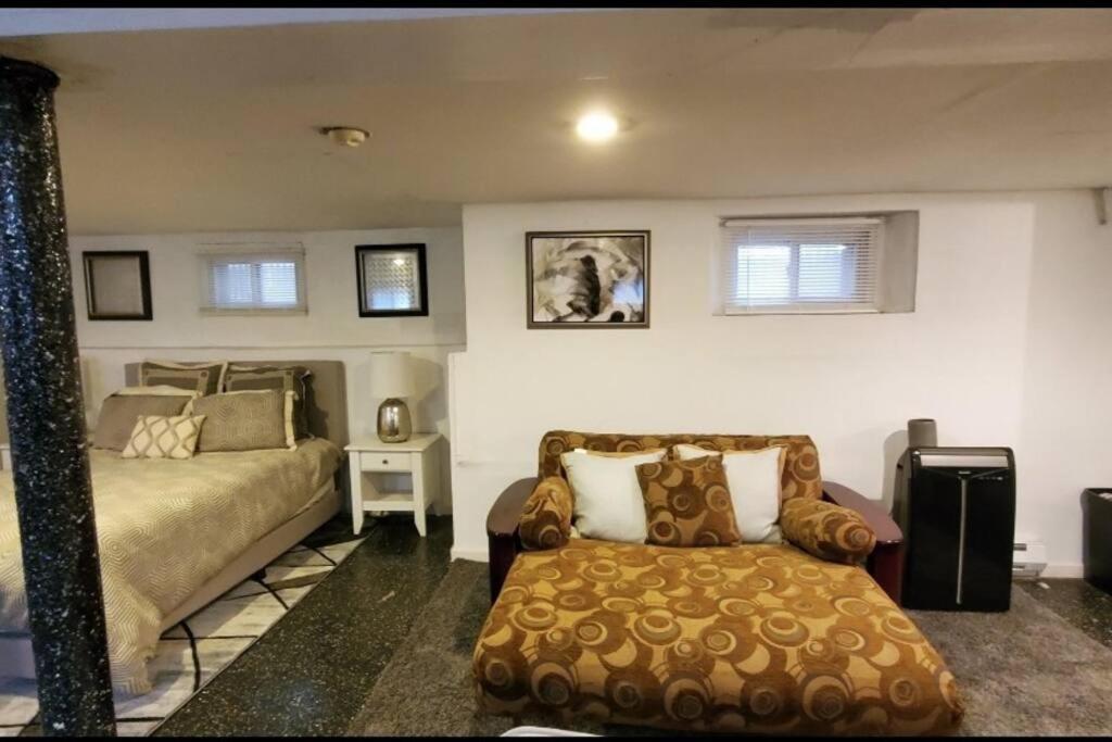 Cozy Studio; Lower Level Unit Nowy Jork Zewnętrze zdjęcie