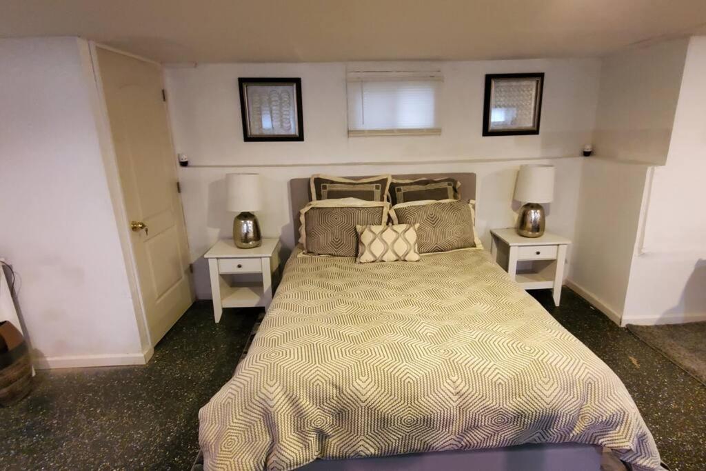 Cozy Studio; Lower Level Unit Nowy Jork Zewnętrze zdjęcie